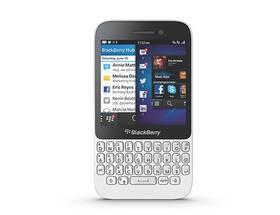 Mobilní telefon BlackBerry Q5 (PRD-52563-020) bílý