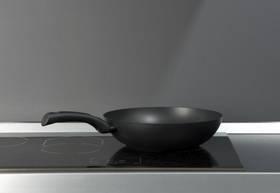 Pánev WOK Whirlpool WOK 001