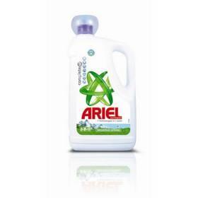 Prací prostředek Ariel Mountain Spring tekutý gel 3,5 l